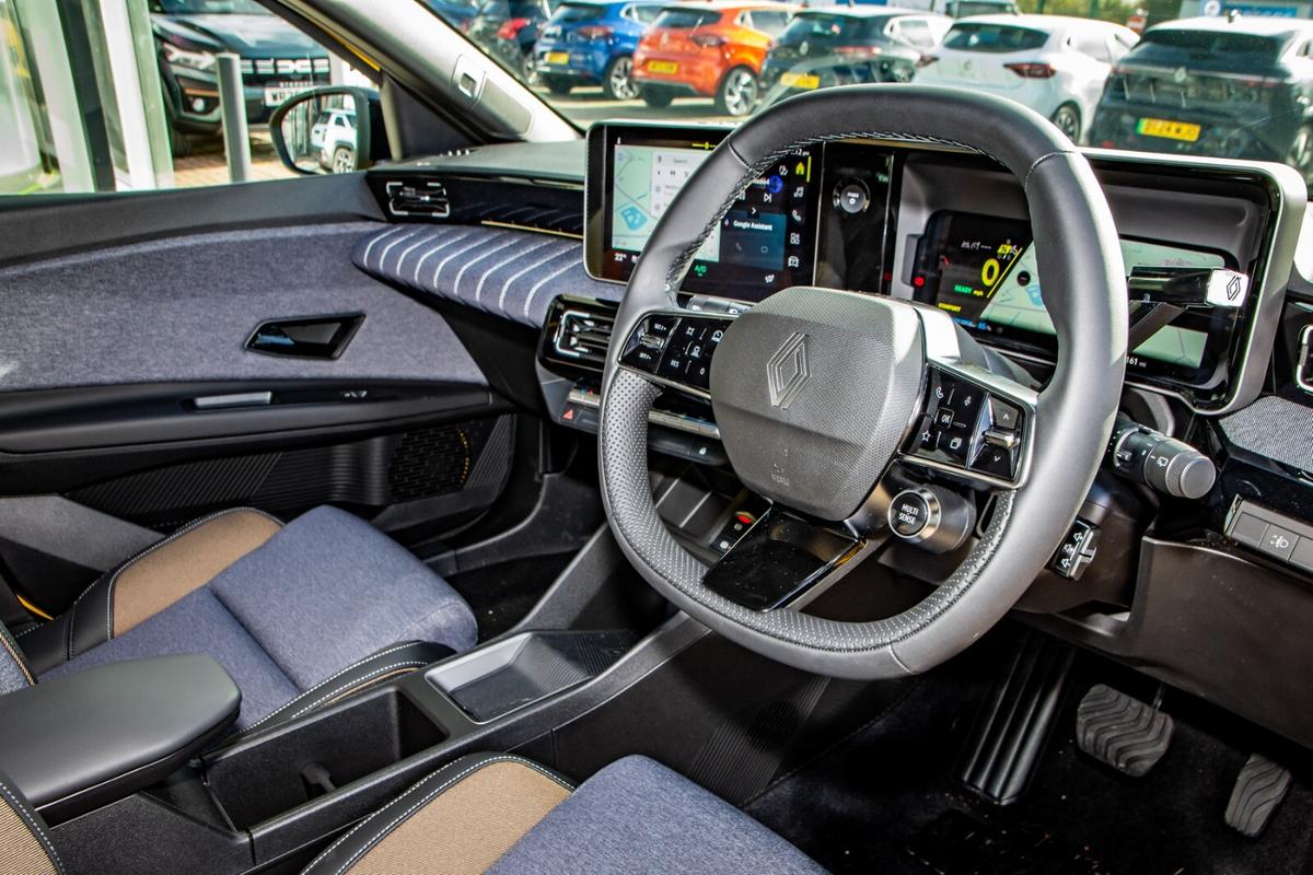 Used Renault 5 2025 for sale - 76679015: Photo 12