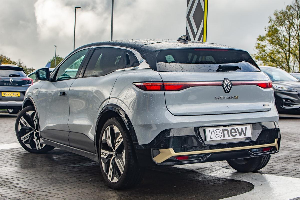 Used Renault Megane E Tech 2023 for sale - 76676692: Photo 5
