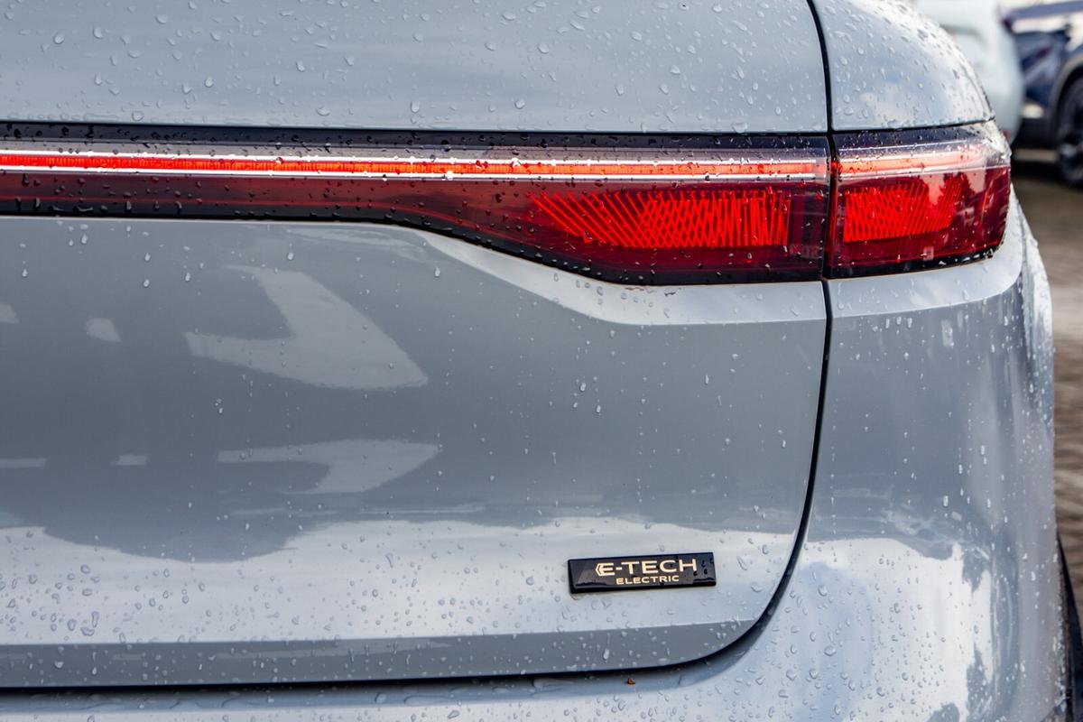 Used Renault Megane E Tech 2023 for sale - 76676692: Photo 7