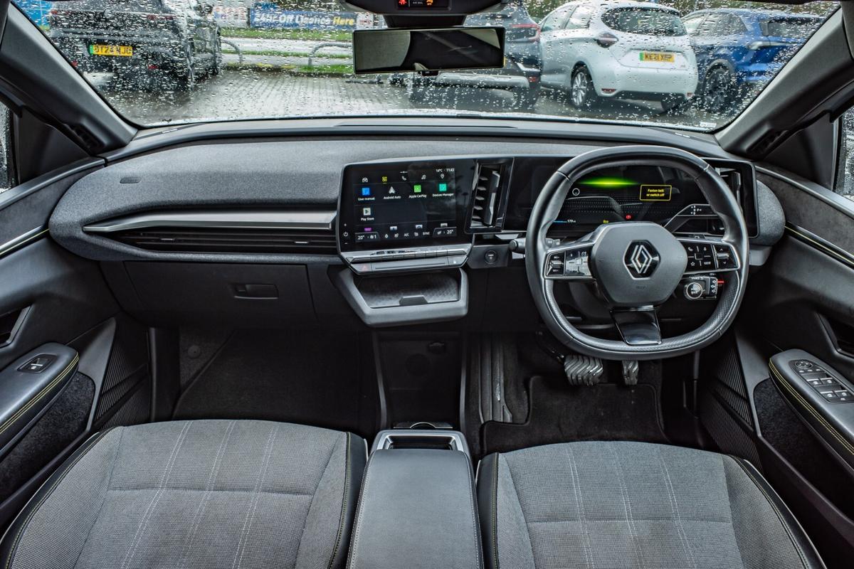 Used Renault Megane E Tech 2023 for sale - 76676692: Photo 9