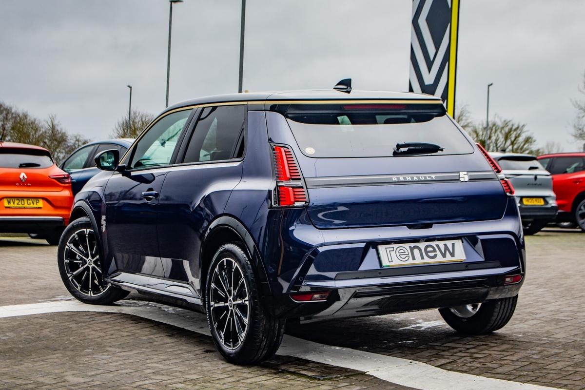 Used Renault 5 2026 for sale - 77542052: Photo 5