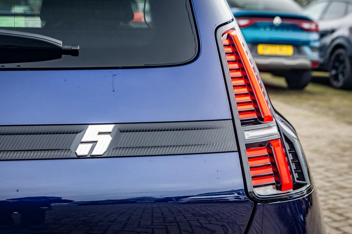 Used Renault 5 2026 for sale - 77542052: Photo 7