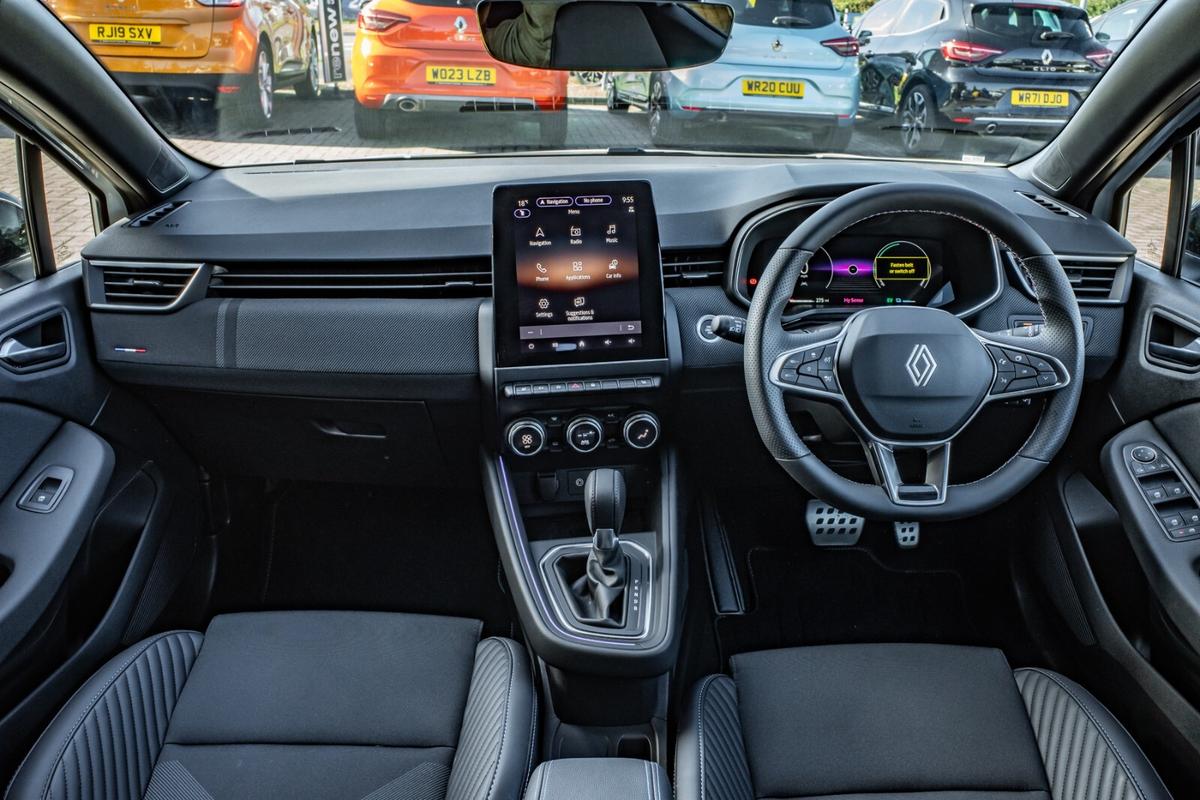 Used Renault Clio 2025 for sale - 76679696: Photo 11