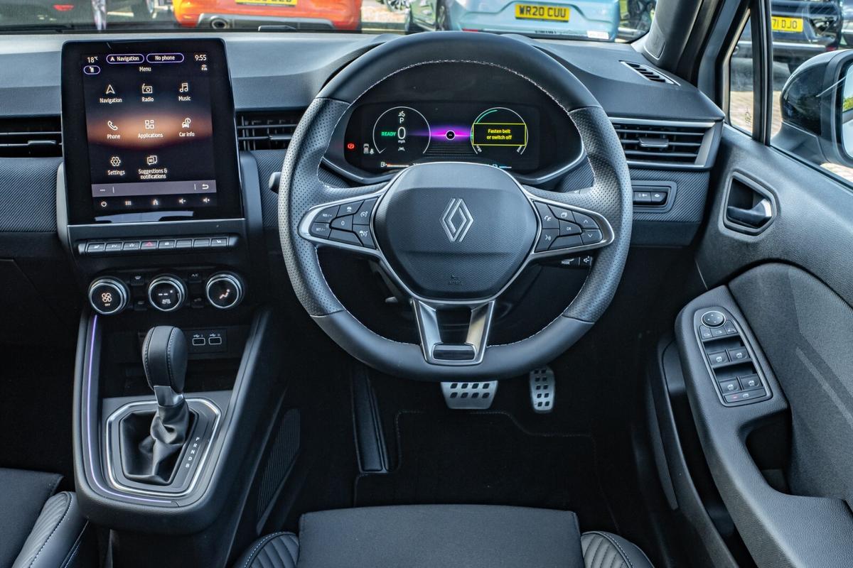 Used Renault Clio 2025 for sale - 76679696: Photo 12