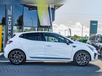 Used Renault Clio 2025 for sale - 76679696: Photo