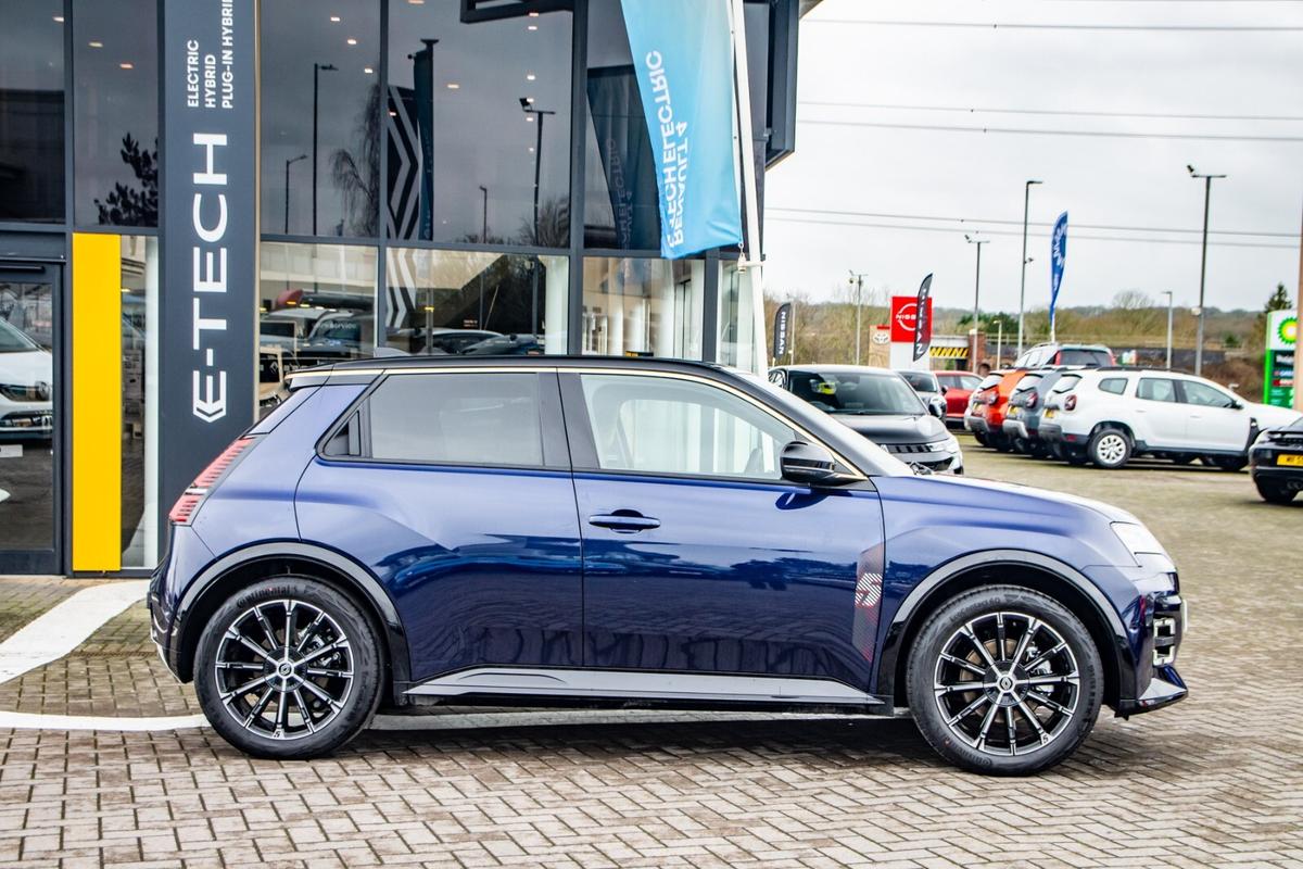 Used Renault 5 2026 for sale - 77420981: Photo 3