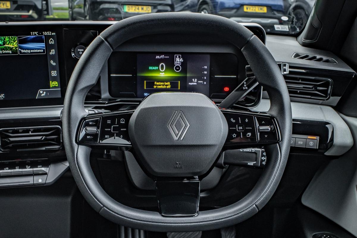 Used Renault 5 2025 for sale - 77542048: Photo 13