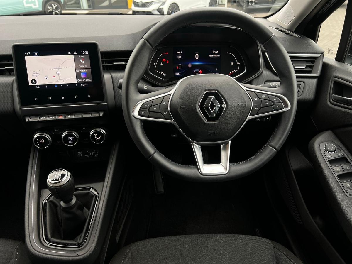 Used Renault Clio 2022 for sale - 76674653: Photo 10