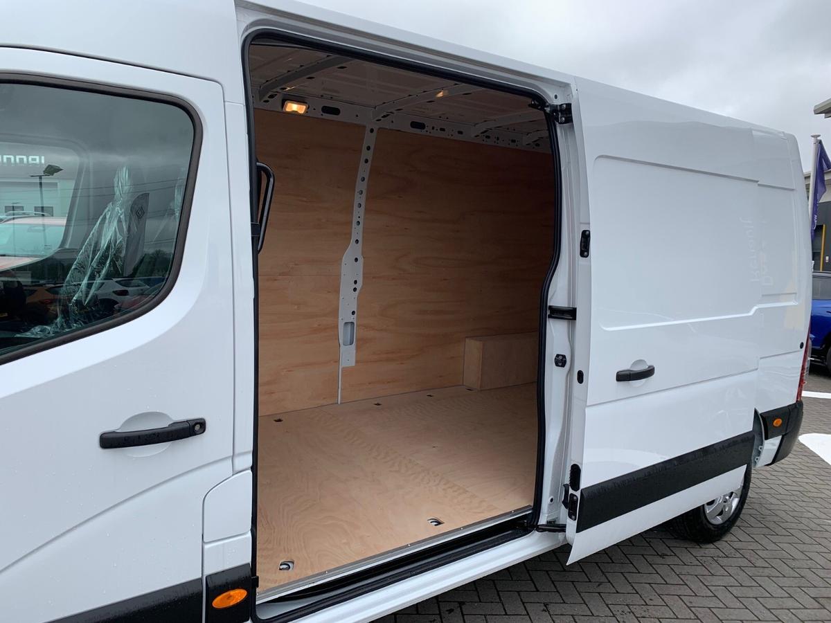 Used Renault Master 2024 for sale - 77542116: Photo 8