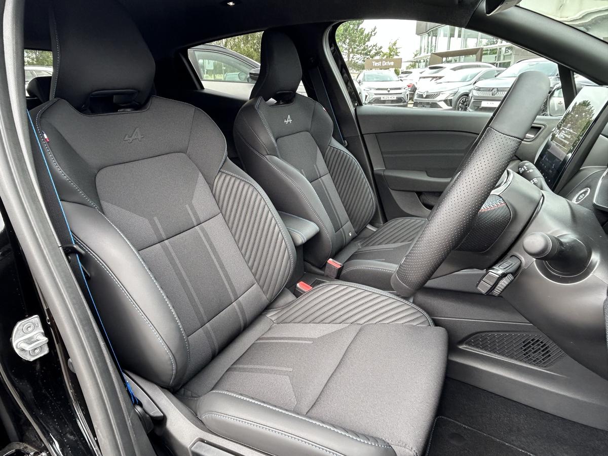 Used Renault Clio 2025 for sale - 76679873: Photo 12