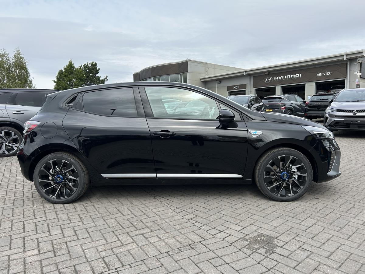 Used Renault Clio 2025 for sale - 76679873: Photo 5