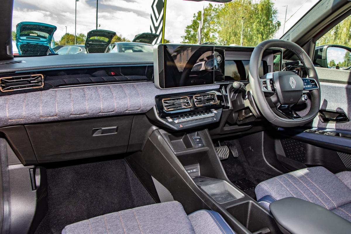 Used Renault 4 2025 for sale - 77542047: Photo 10