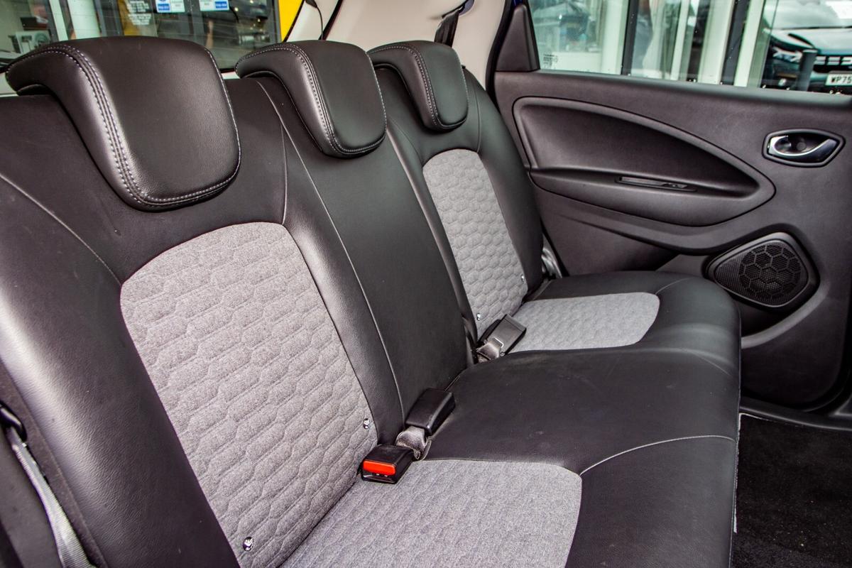 Used Renault Zoe 2022 for sale - 77542143: Photo 15