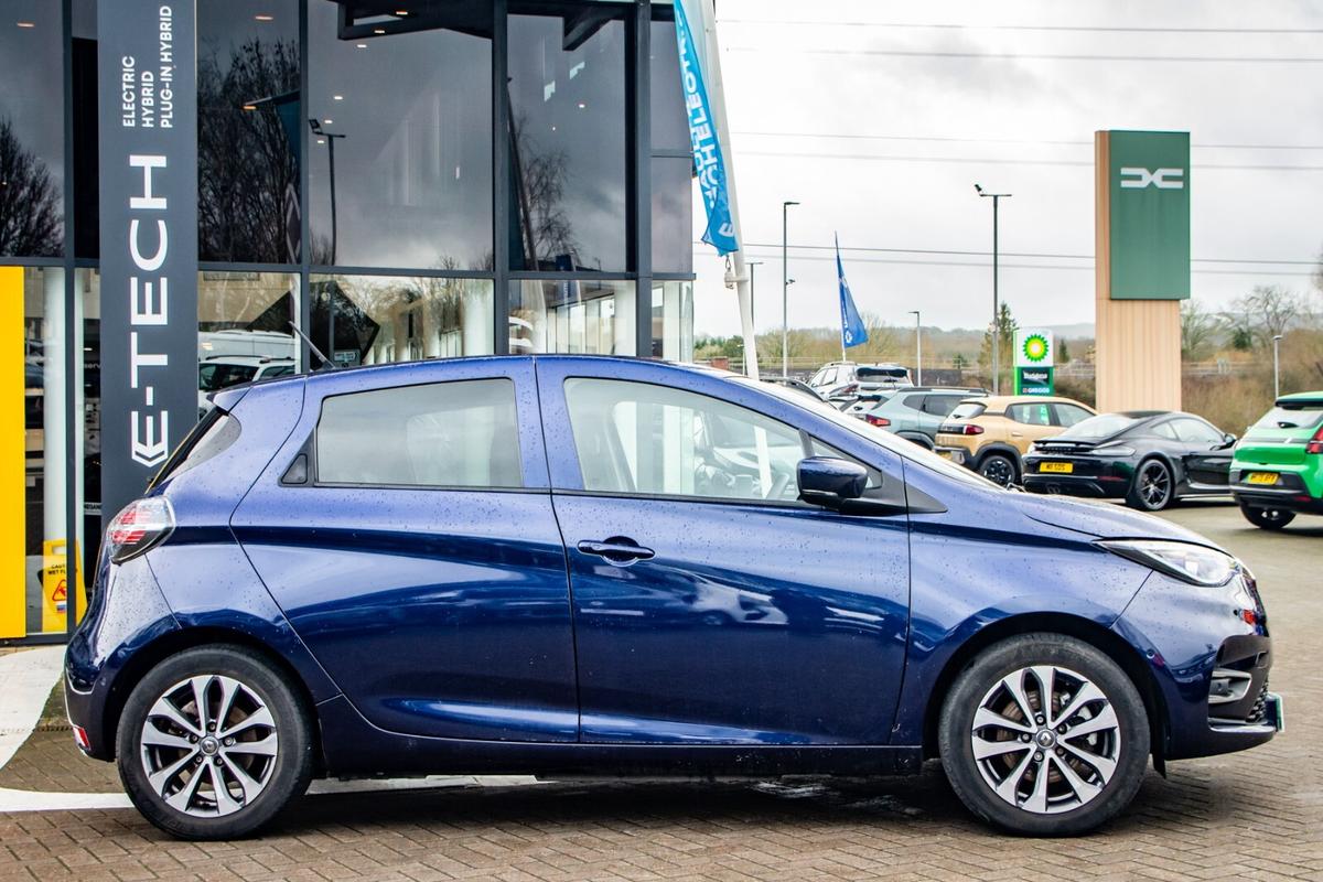 Used Renault Zoe 2022 for sale - 77542143: Photo 3