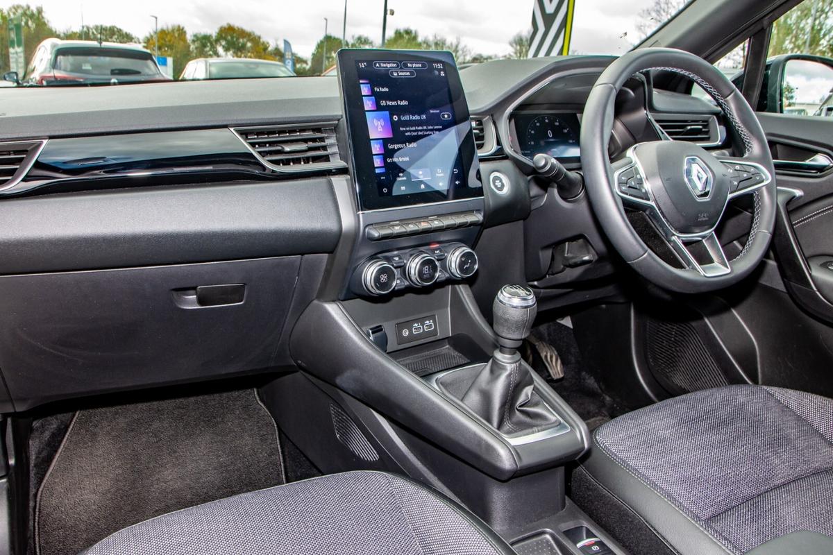 Used Renault Captur 2023 for sale - 76676364: Photo 9