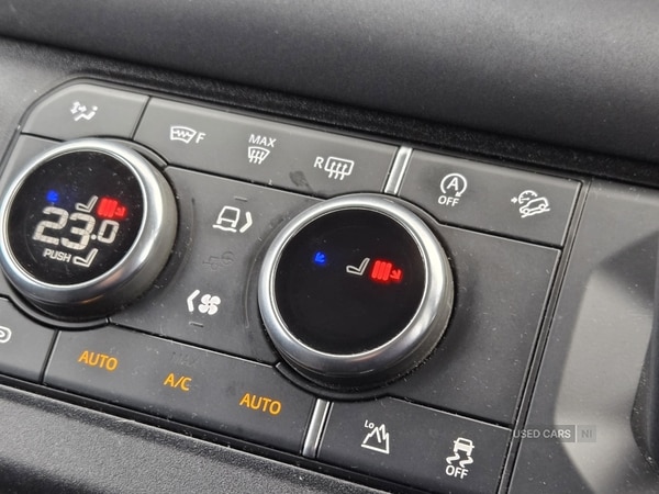 Used Land Rover Defender 2021 for sale - 76201930: Photo 12