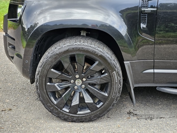 Used Land Rover Defender 2021 for sale - 76201930: Photo 14