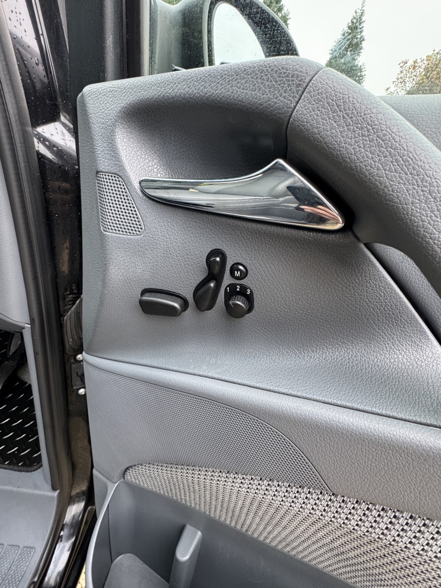 Used Mercedes-Benz V-Class 2022 for sale - 76769888: Photo 23