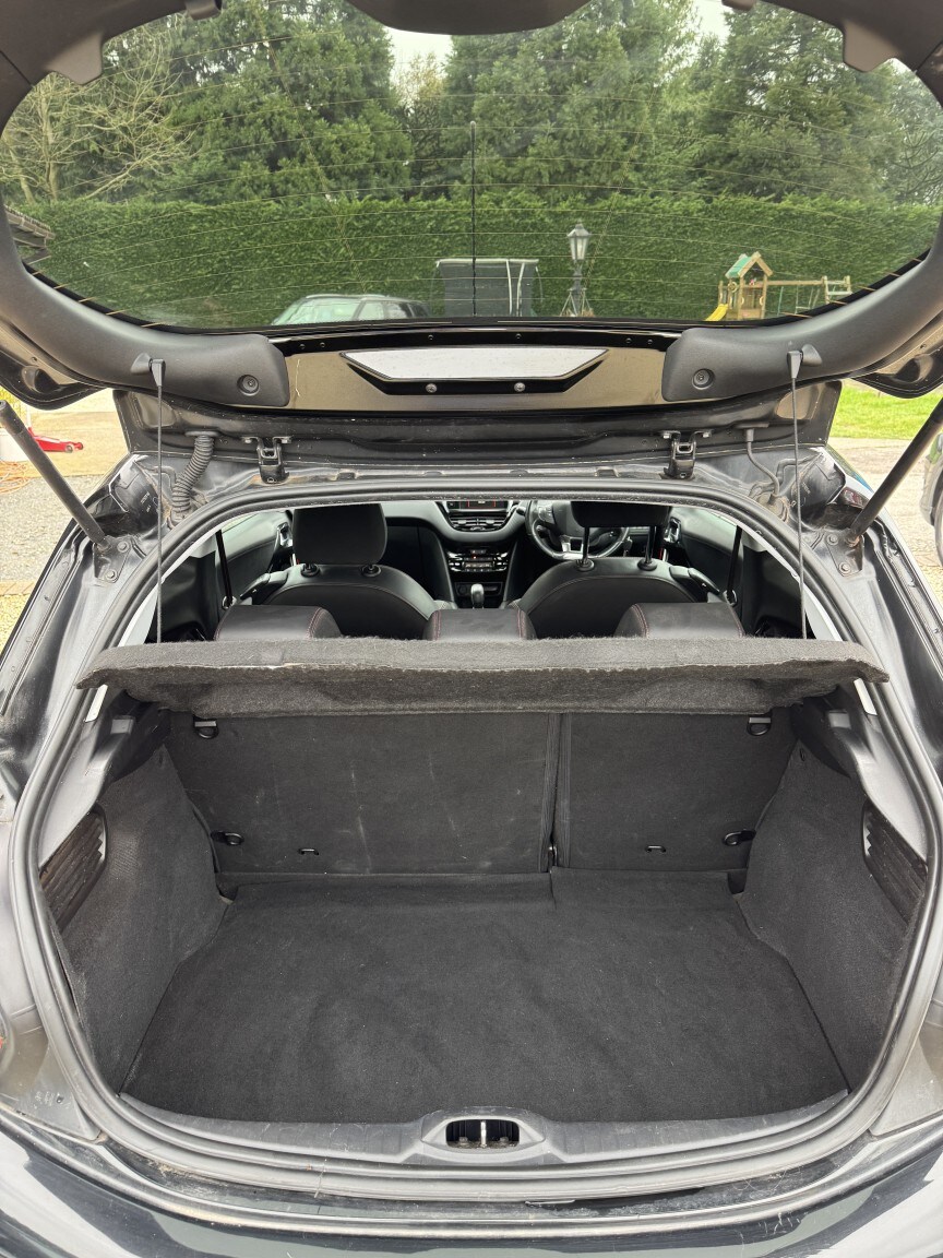 Used Peugeot 208 2016 for sale - 77789292: Photo 11