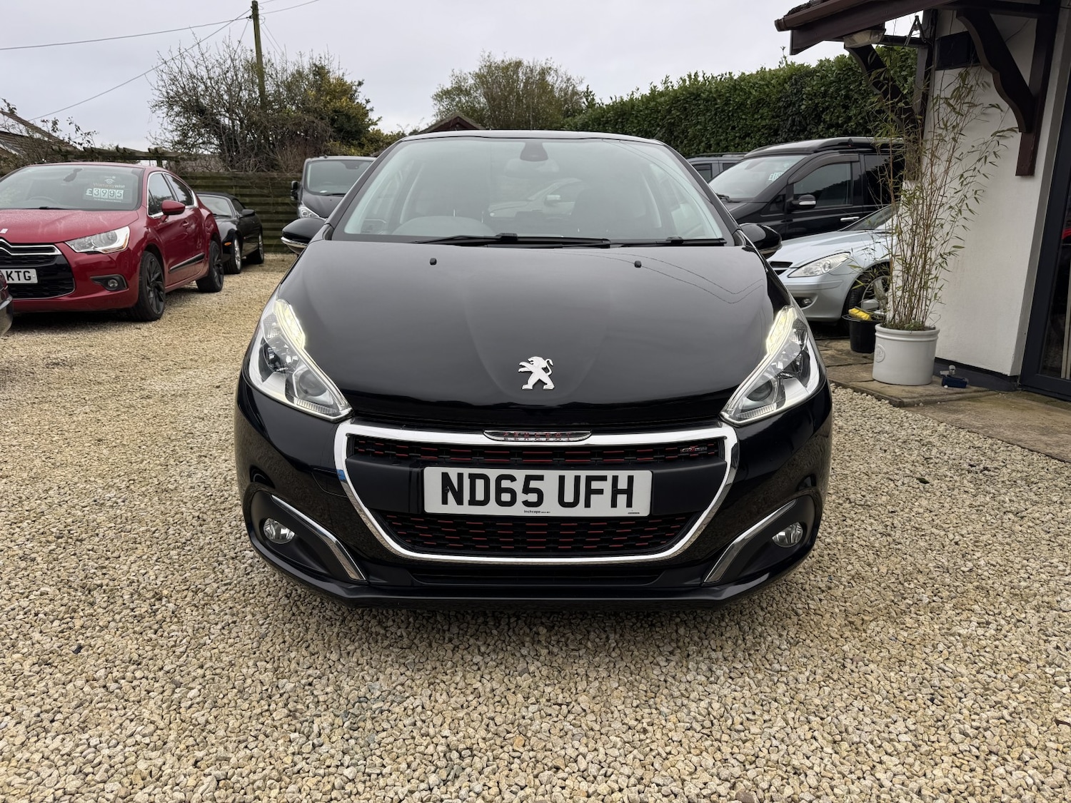 Used Peugeot 208 2016 for sale - 77789292: Photo 2
