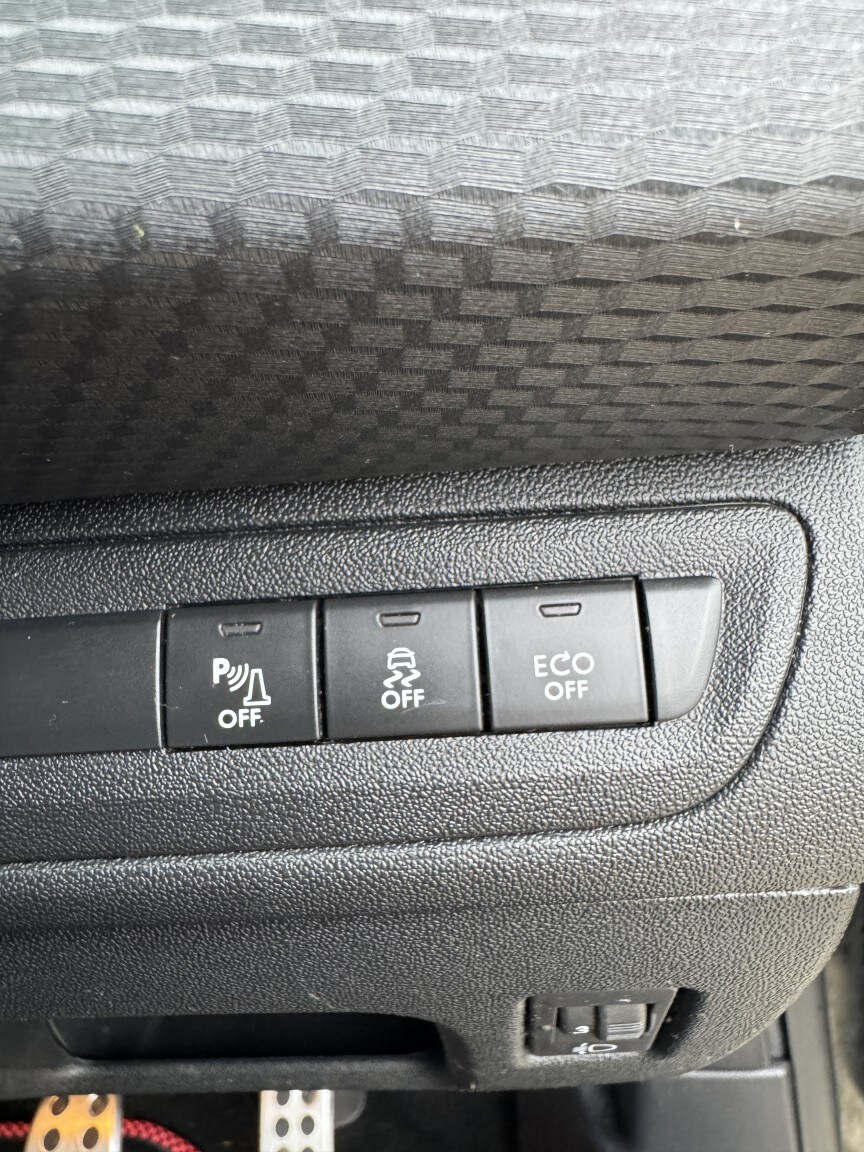 Used Peugeot 208 2016 for sale - 77789292: Photo 39