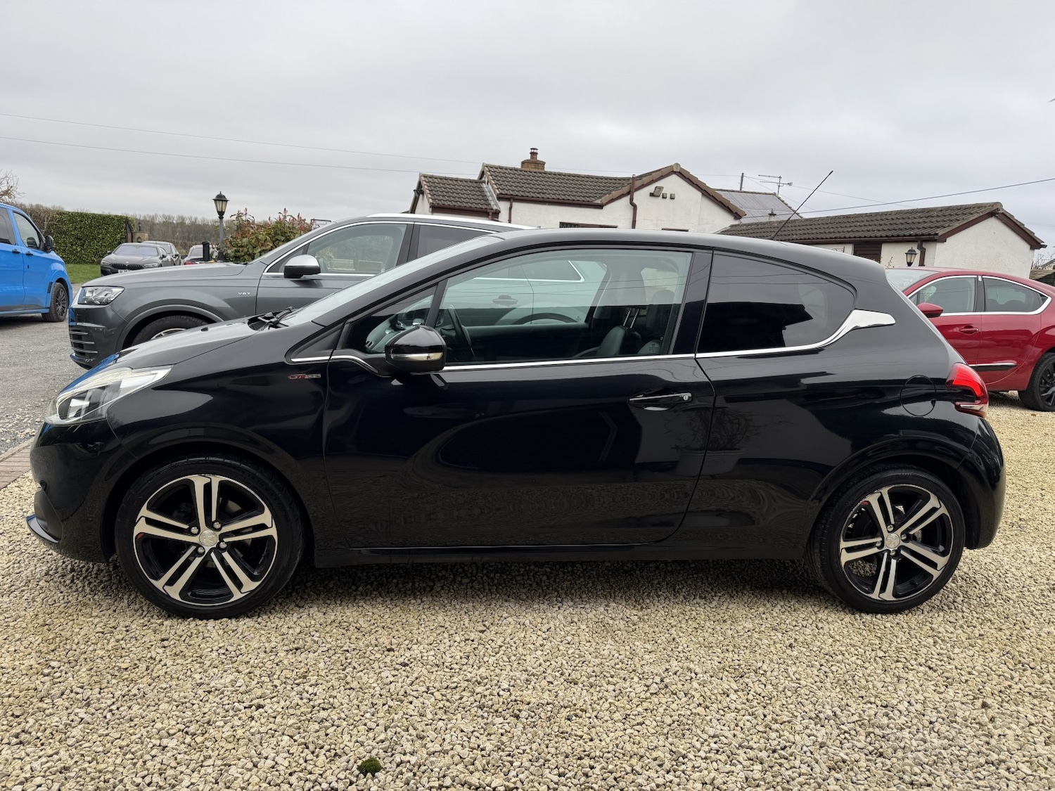 Used Peugeot 208 2016 for sale - 77789292: Photo 5