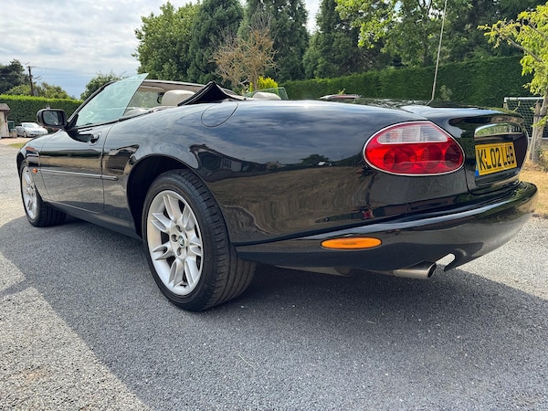 Used Jaguar XK8 2002 for sale - 75237030: Photo 12
