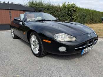 2002 - 4.0 V8 Convertible 2-Door