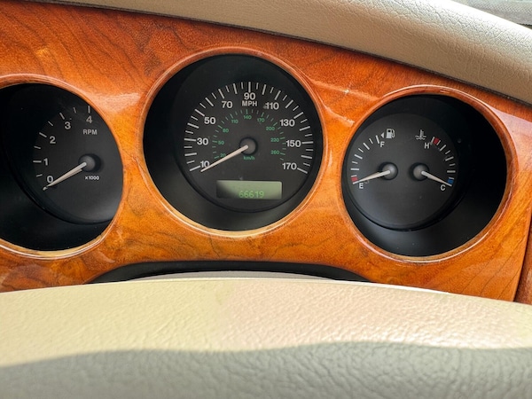 Used Jaguar XK8 2002 for sale - 75237030: Photo 21