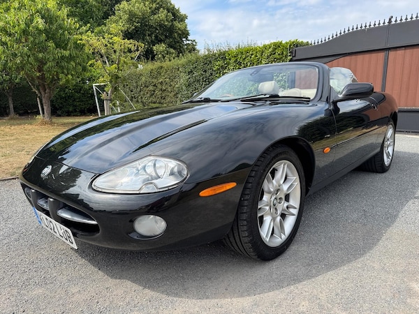 Used Jaguar XK8 2002 for sale - 75237030: Photo 5