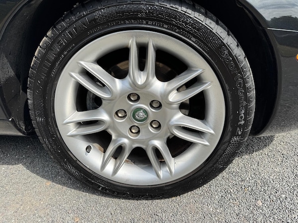 Used Jaguar XK8 2002 for sale - 75237030: Photo 9