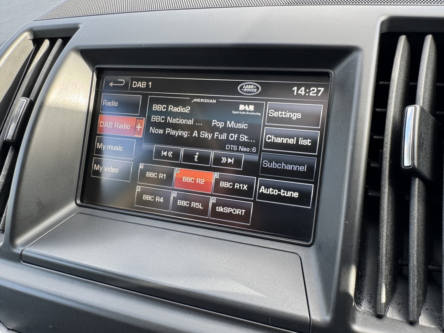 Used Land Rover Freelander 2 2013 for sale - 76571176: Photo 24