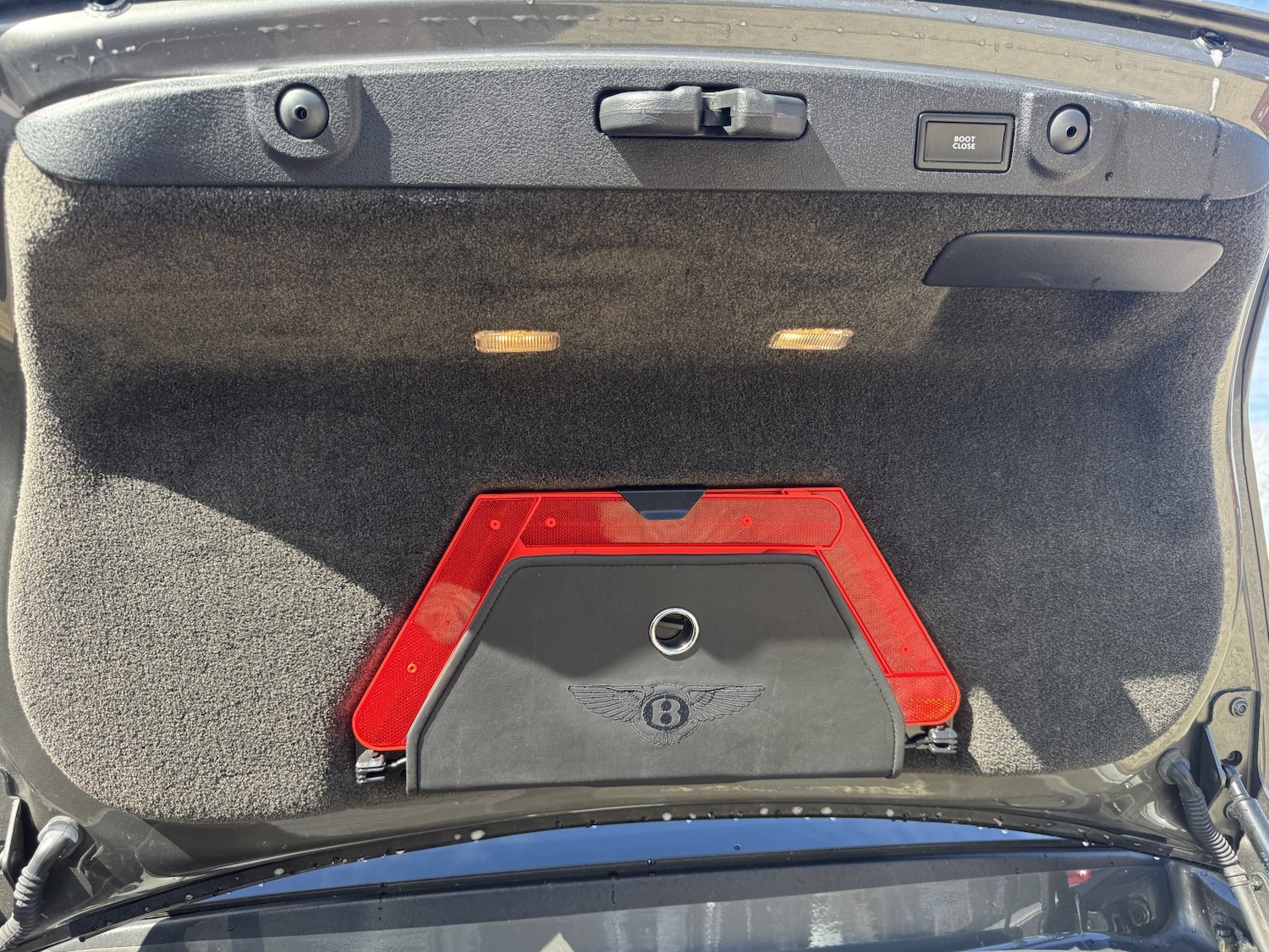 Used Bentley Continental 2010 for sale - 78011275: Photo 13