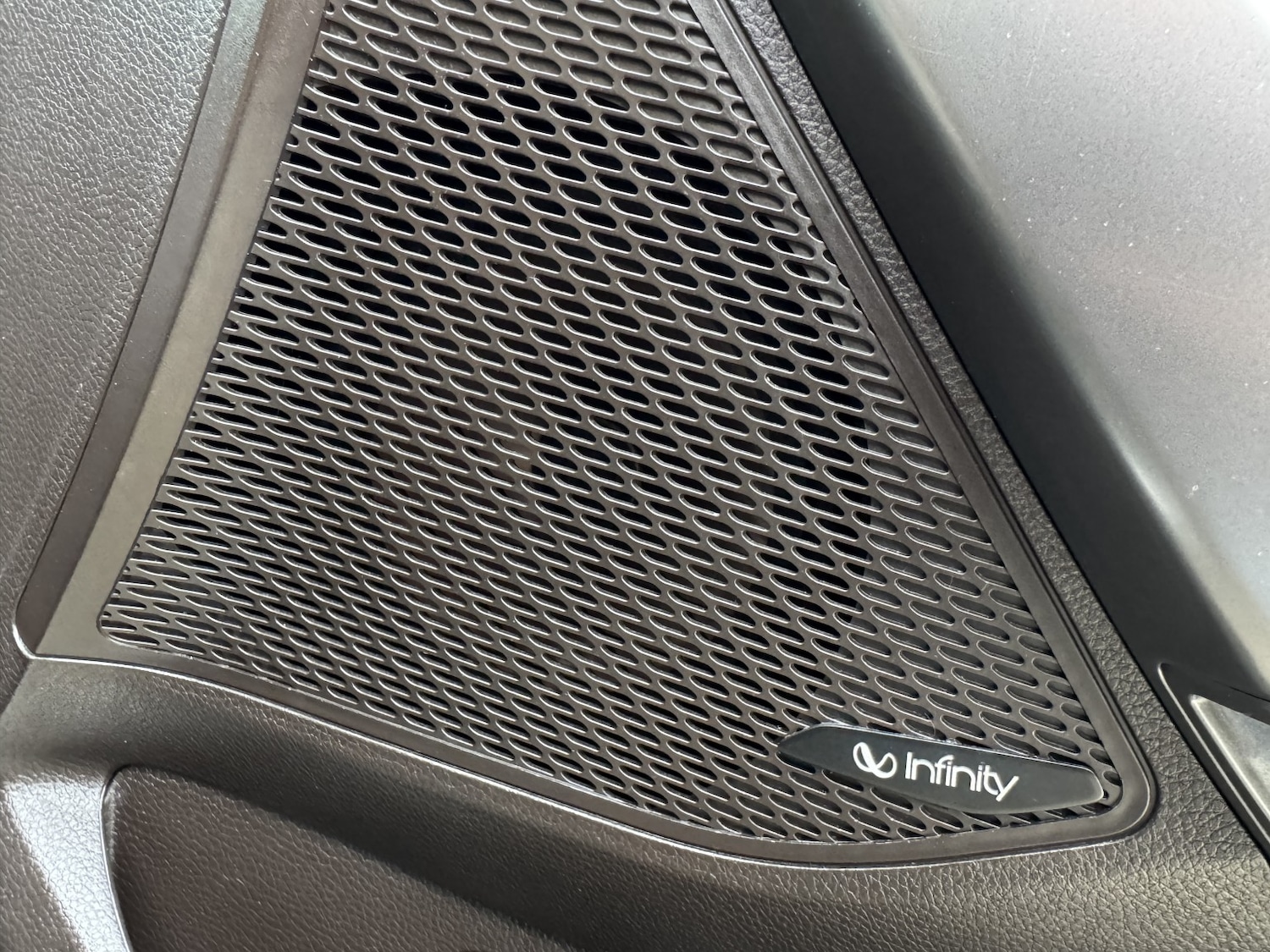 Used Hyundai Santa Fe 2016 for sale - 77844894: Photo 23