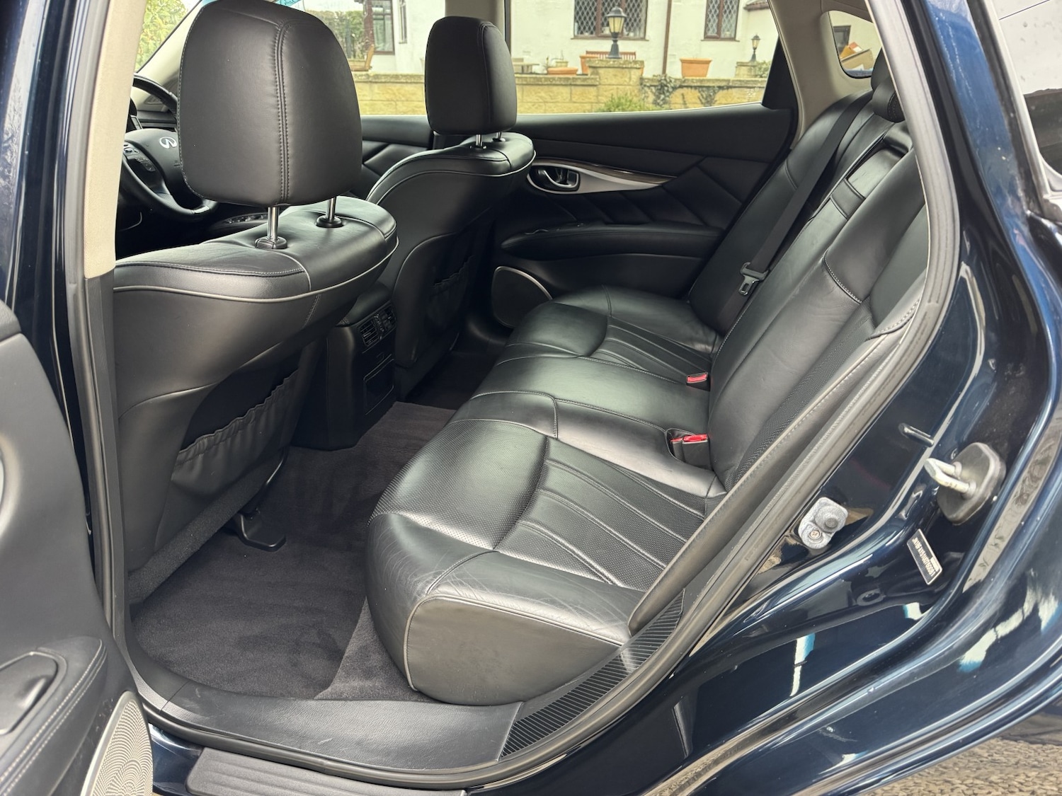 Used Infiniti Q70 2017 for sale - 77681877: Photo 12