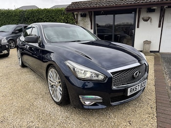 Used Infiniti Q70 2017 for sale - 77681877: Photo