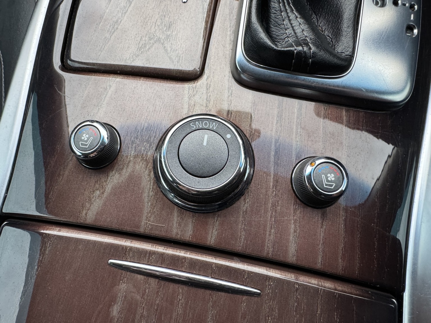 Used Infiniti Q70 2017 for sale - 77681877: Photo 24