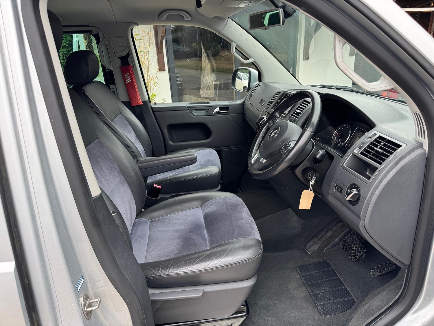 Used Volkswagen Caravelle 2011 for sale - 76793942: Photo 11