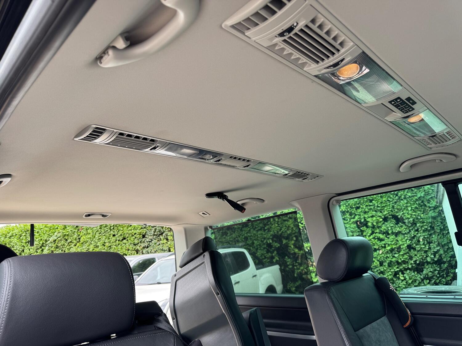 Used Volkswagen Caravelle 2011 for sale - 76793942: Photo 21