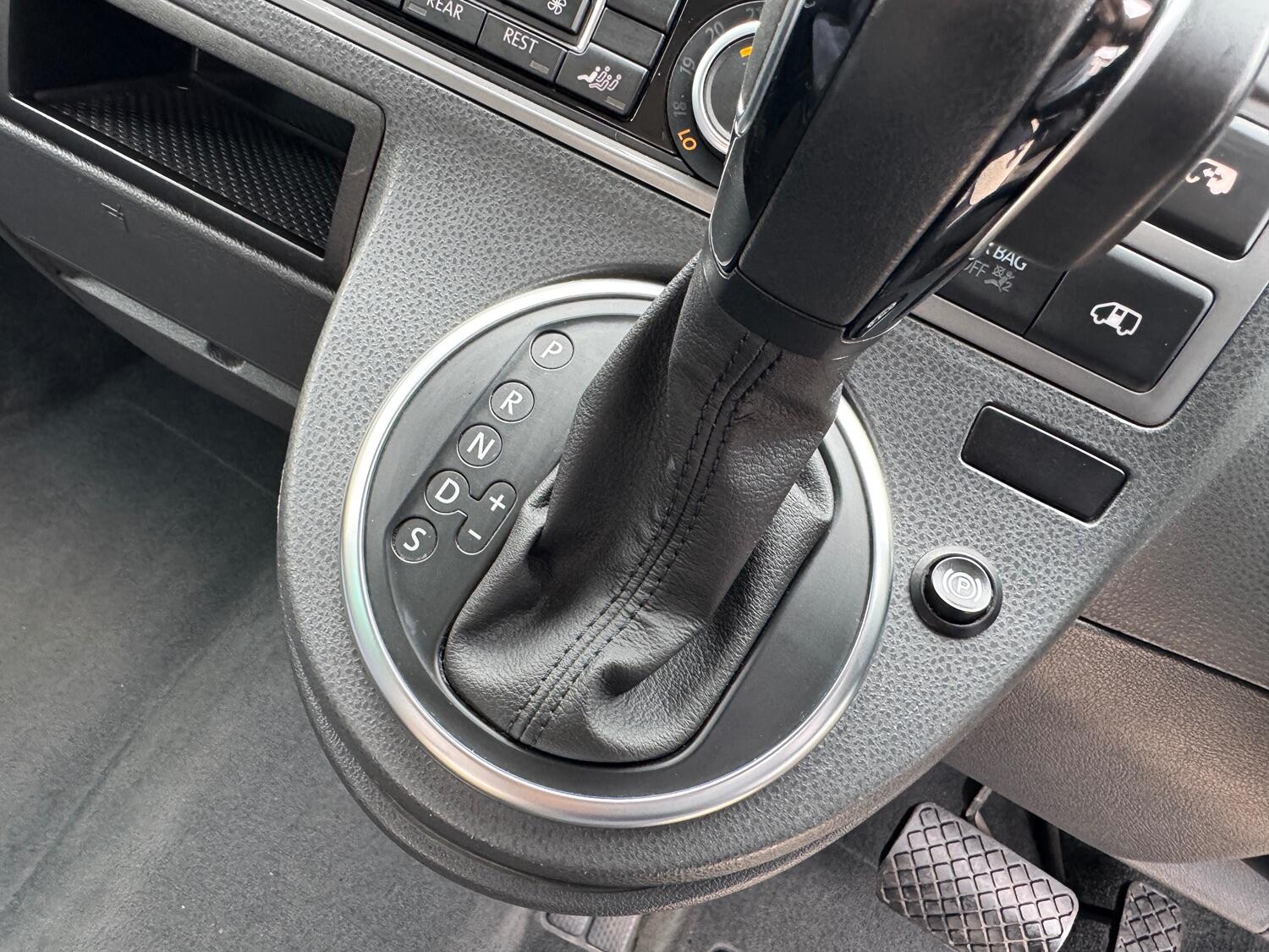 Used Volkswagen Caravelle 2011 for sale - 76793942: Photo 26