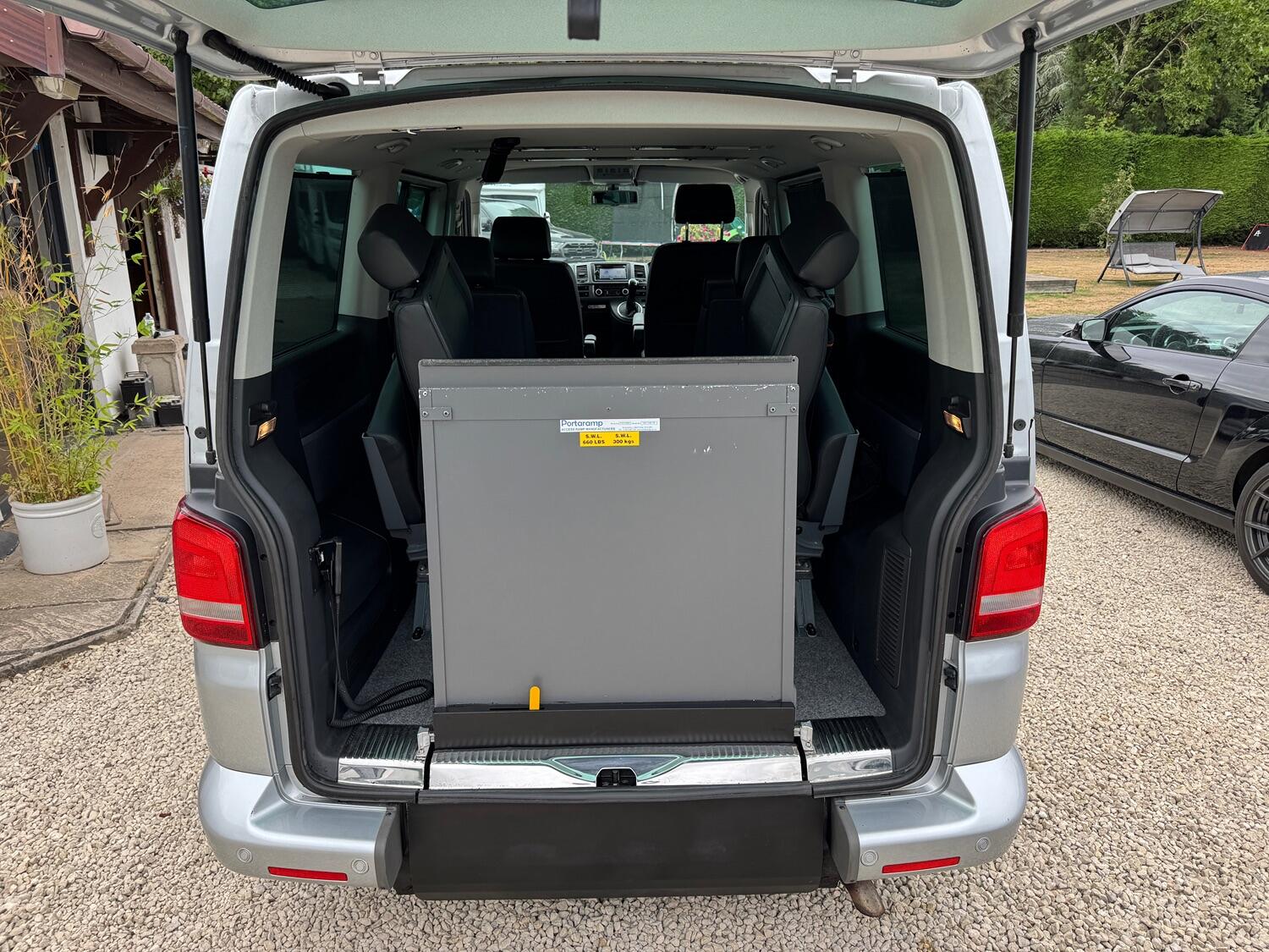 Used Volkswagen Caravelle 2011 for sale - 76793942: Photo 8