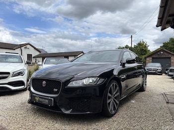 Used Jaguar XF 2019 for sale - 79588755: Photo