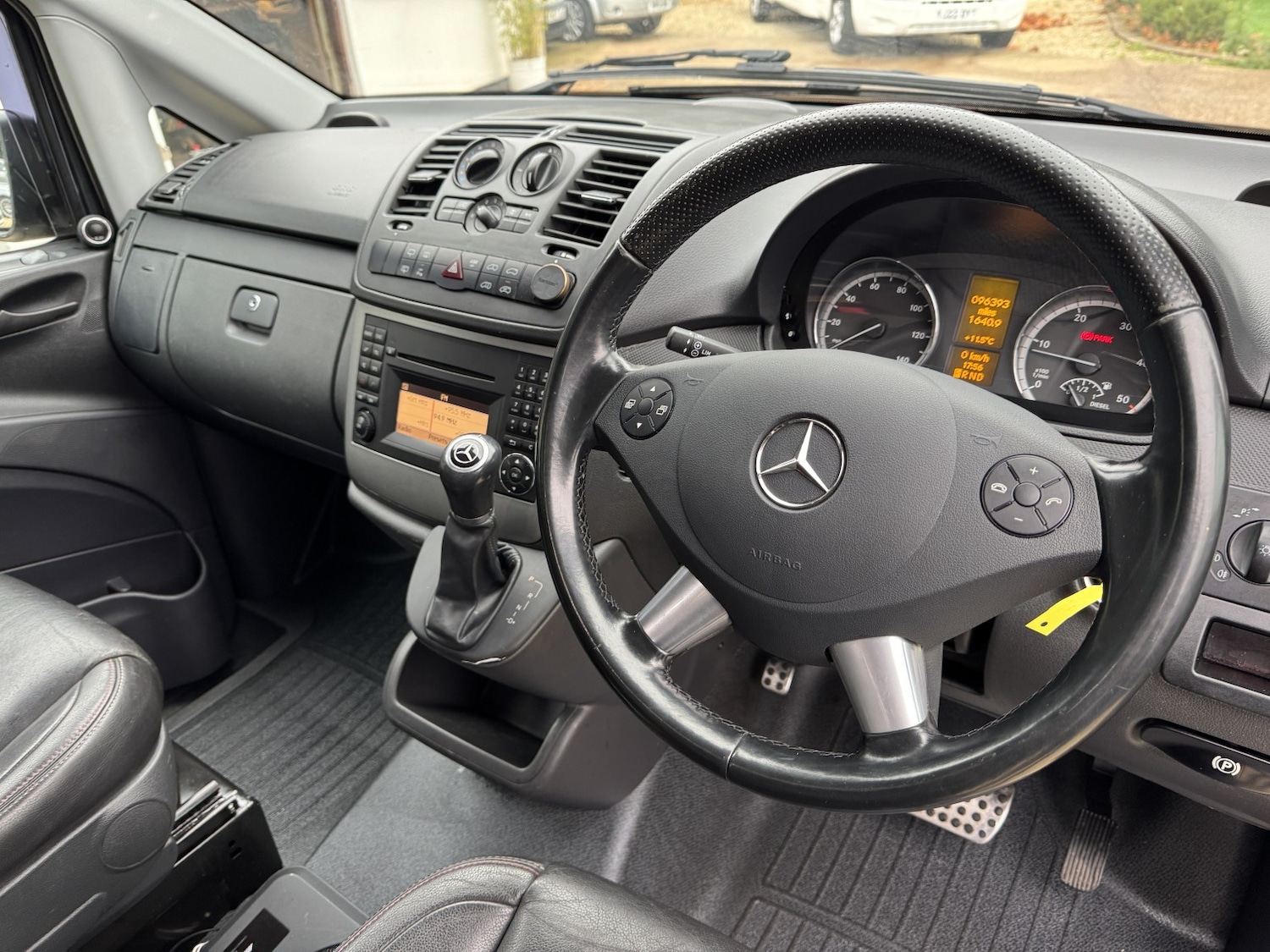 Used Mercedes-Benz Vito 2014 for sale - 76527372: Photo 17
