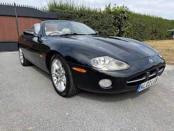 2002 - 4.0 V8 2-Door