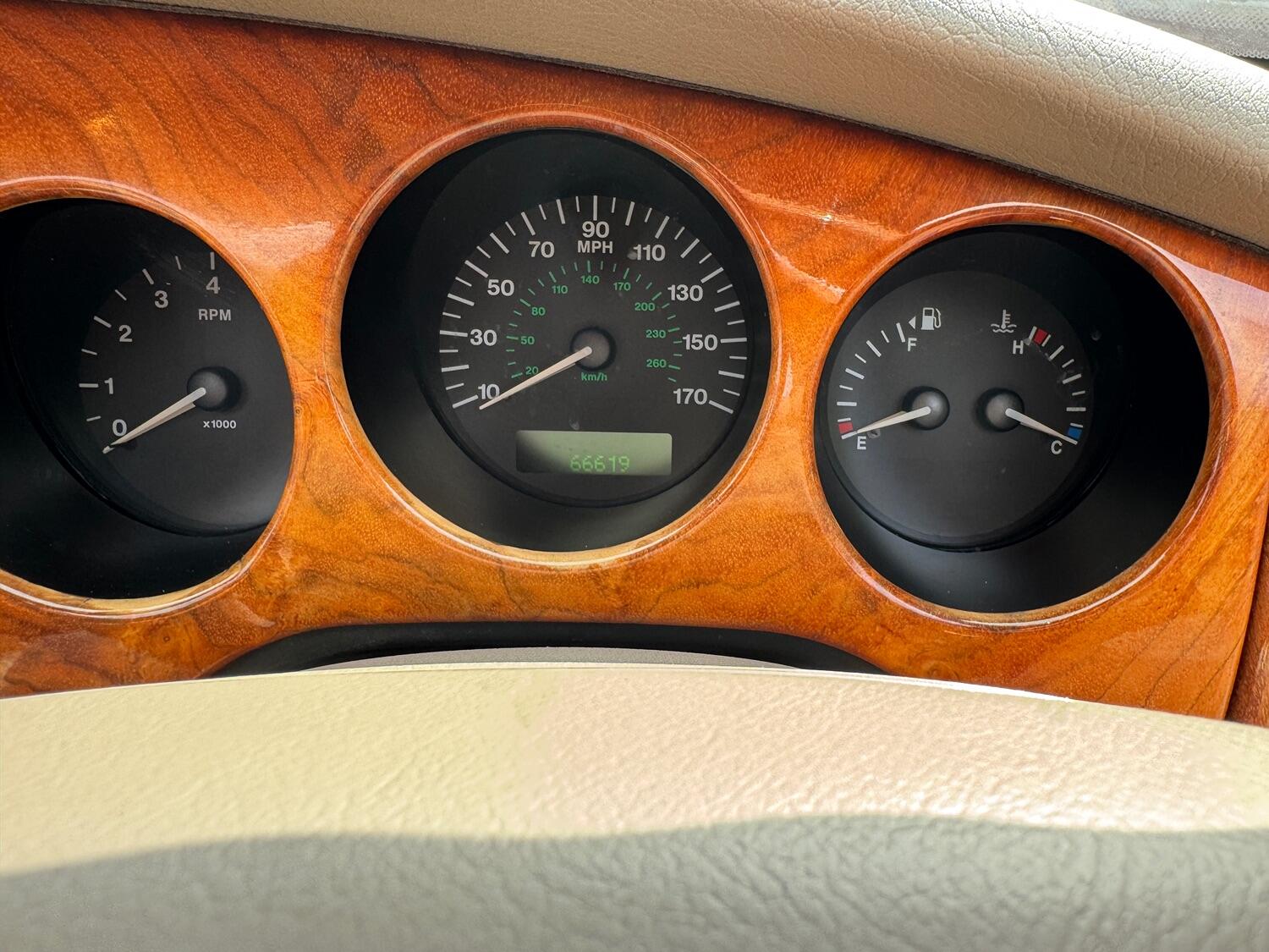 Used Jaguar XK8 2002 for sale - 76793945: Photo 21