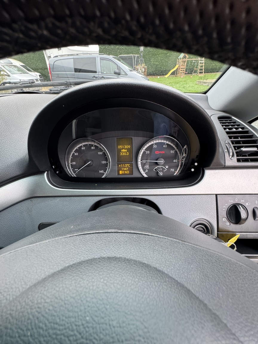 Used Mercedes-Benz V-Class 2022 for sale - 77465062: Photo 25