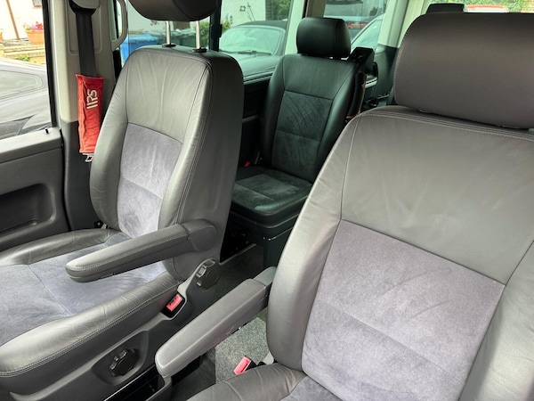 Used Volkswagen Caravelle 2011 for sale - 75644205: Photo 27