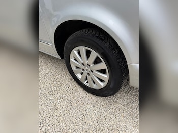 Used Volkswagen Caravelle 2011 for sale - 75644205: Photo