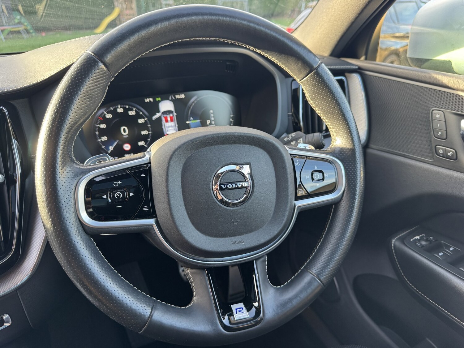 Used Volvo XC60 2018 for sale - 77721194: Photo 28