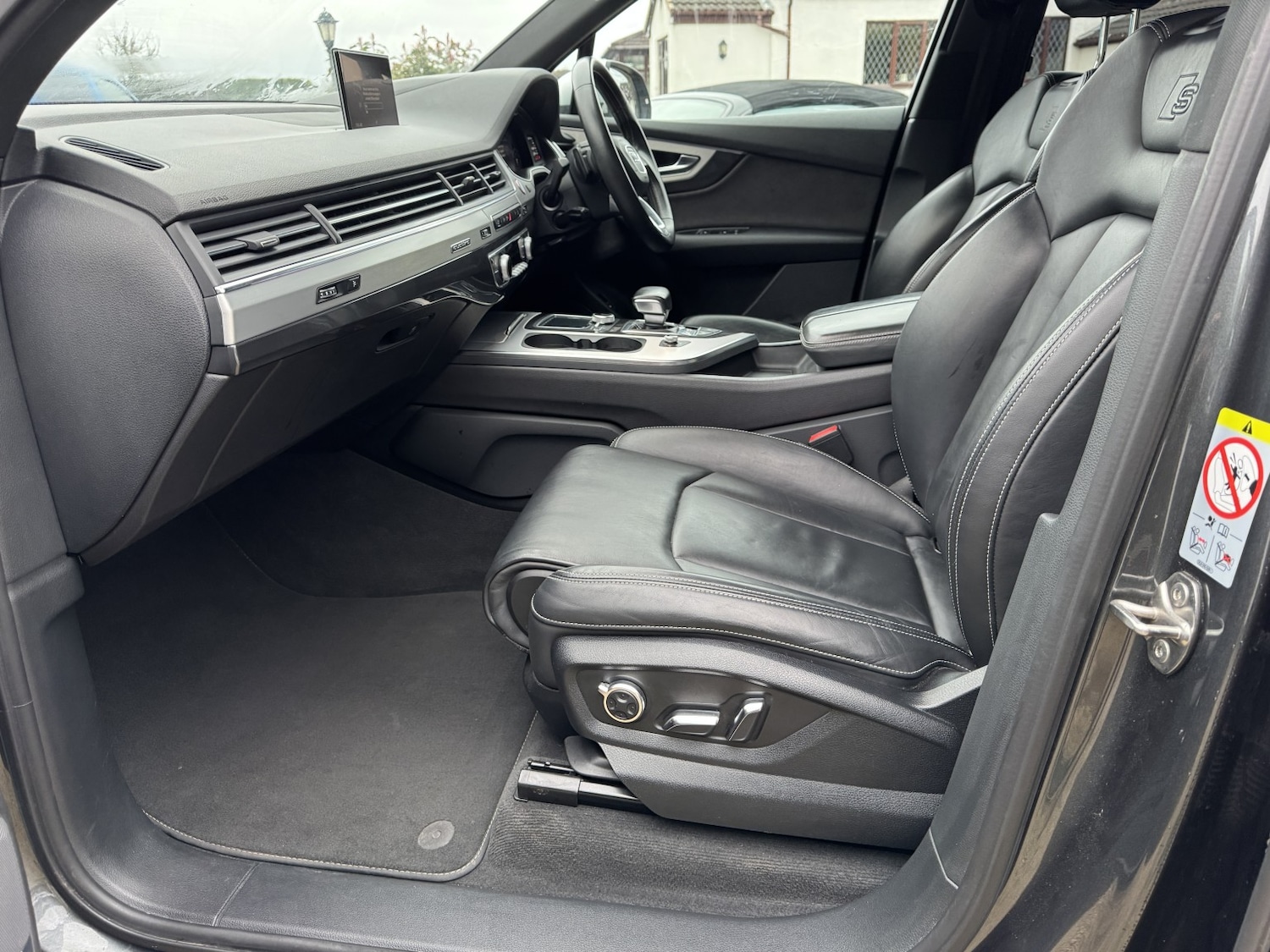 Used Audi Q7 2018 for sale - 77781691: Photo 15